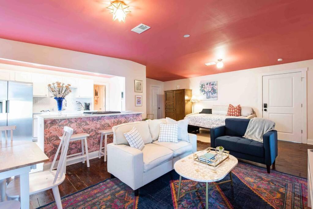 Blush And Bashful Germantown Two Bedroom Apartment Луисвилл Экстерьер фото